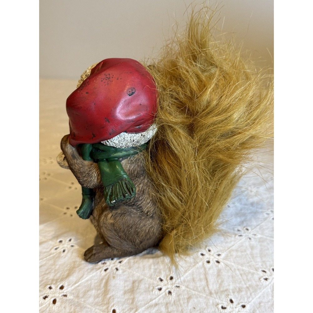 Holiday Squirrel Figure 5" – Santa Hat & Gift – Faux Fur Tail – Christmas‎ Decor - Picture 4 of 7